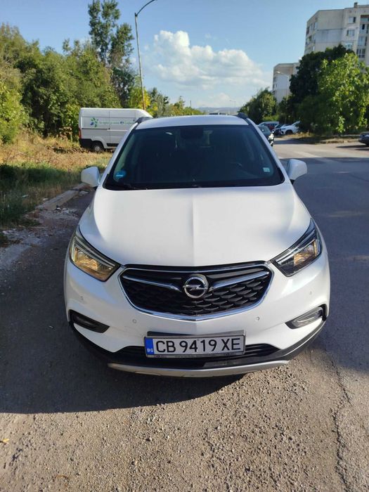 Продавам ОПЕЛ МОККА Х, бензин , автоматична скоростна кутия.