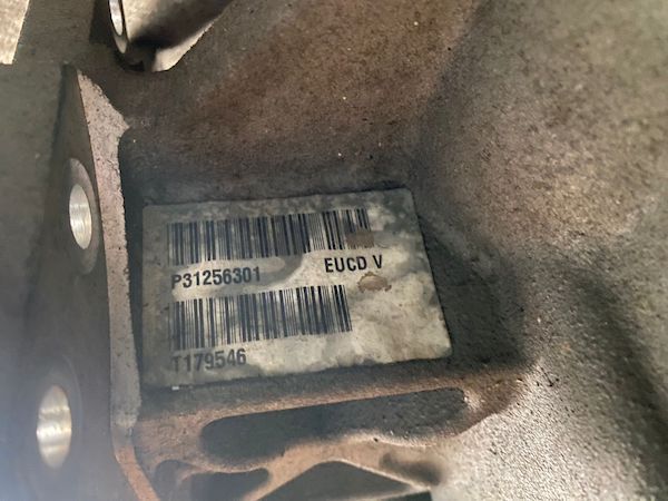 Grup fata diferential cutie transfer VOLVO XC60 XC70 S60 V70 V60 S80 31256301 36002479