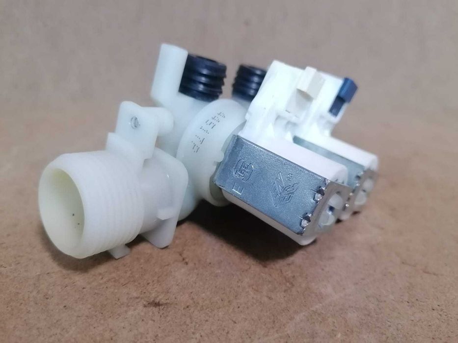 Electrovalva dubla masina de spalat Indesit Hotpoint / C153