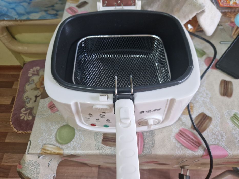 Продам фритюрницу мультиварка в подарок