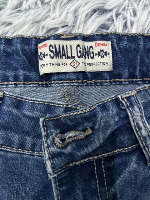 Детско яке,пролет/есен.-25лв.И Детски дънки.цена-15лв.