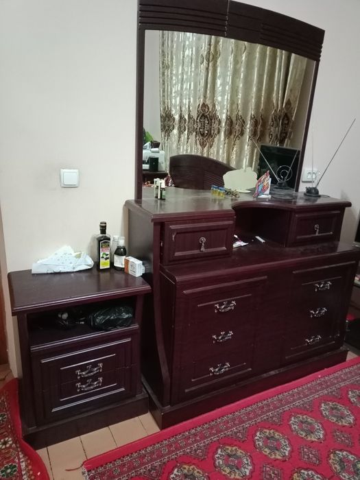 Спальный гарнитур