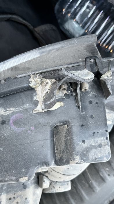 Левая фара cobalt GM