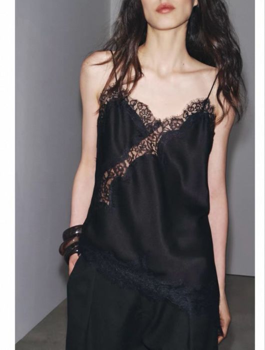 Топ с кружевами зара