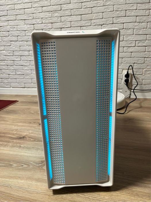 Ryzen 5 5600x / RX 6600 8GB / 2x8GB RAM DDR4 / B450 Steel Legend /