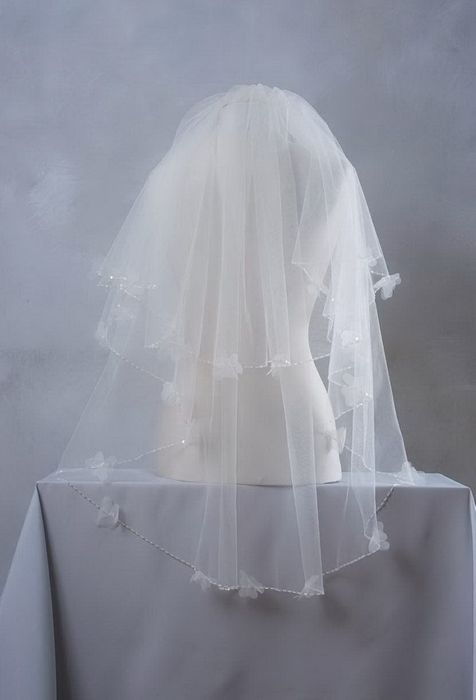 Свадебное платье и фата