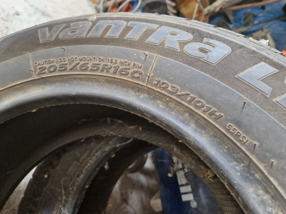 Vand cauciucuri aproape noi