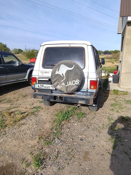 Продам внедорожник Mitsubishi