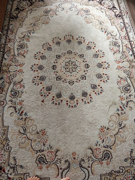 Продам ковер в хорошем качестве