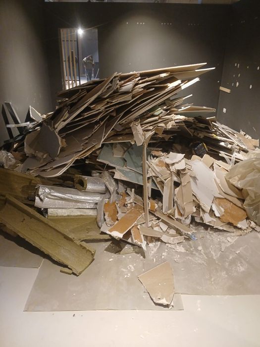 Debarasare/transport/evacuare/moloz/decopertari/demolări/24/7