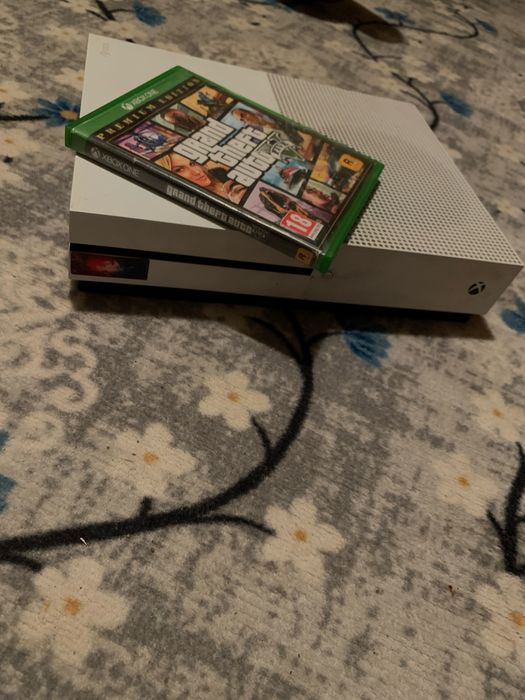 Xbox one-500GB-nu are controler