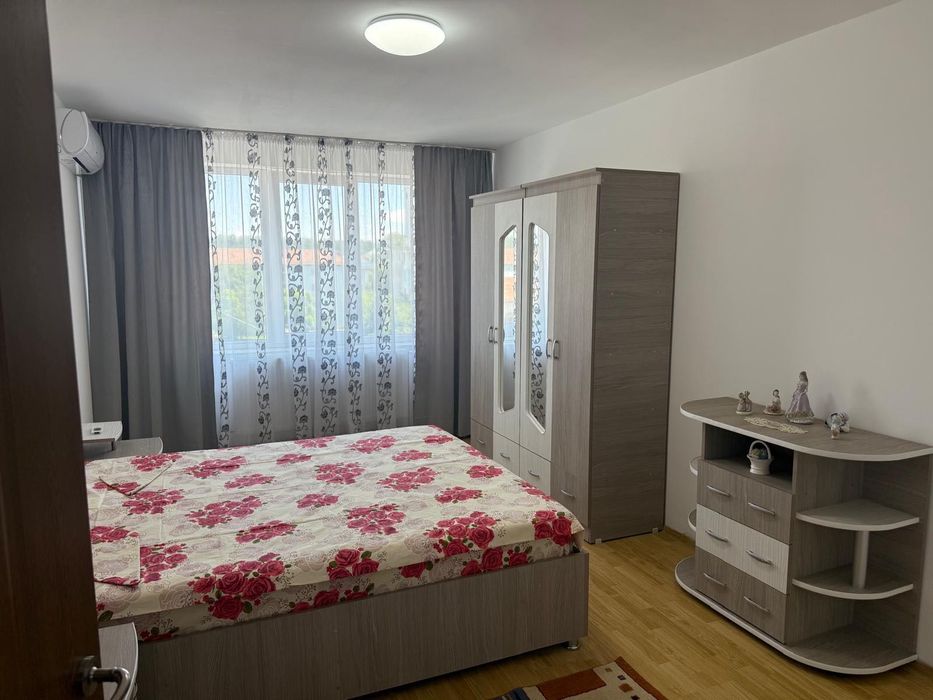 Apartament 3 camere decomandat la cheie Onești et 4/4