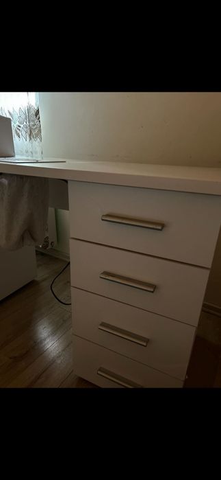 Birou cu aspirator Dusetee Nolia