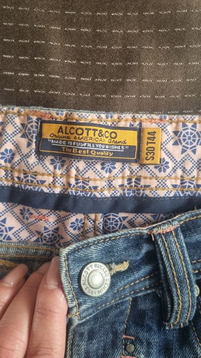 Къси мъжки панталони