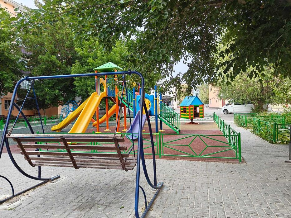 Сдам 2 комнатную квартиру в 1 микрорайоне