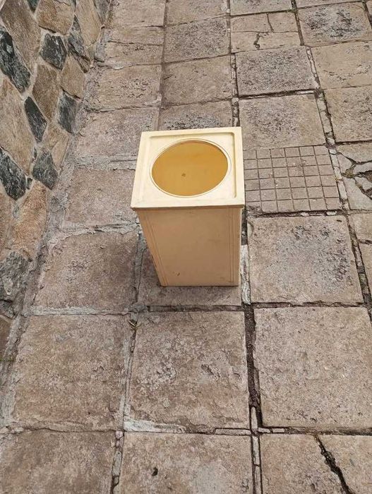 Пластмасова кутия