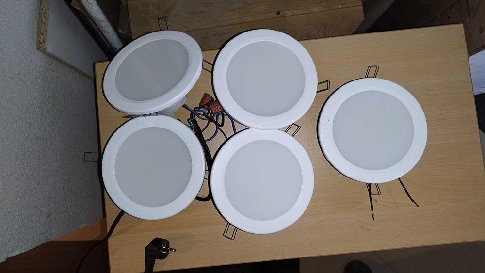 PHILIPS Certaflux DL led - лед лампи , осветителни тела за таван 10бр