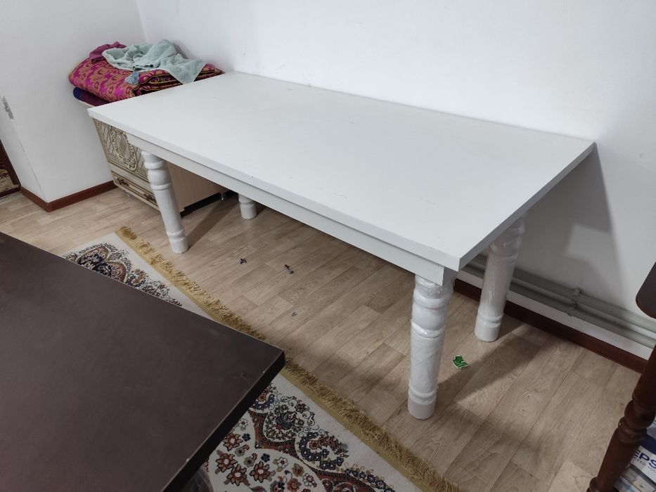 Жана столдар сатылады