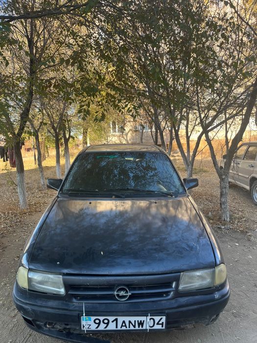 Opel astra 1992 объем 1,8 газ бензин отметка тех паспорт есть..