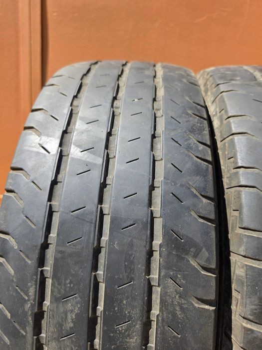 2 бр. гуми за бус 215/65/16C Continental DOT 2019 5 mm
