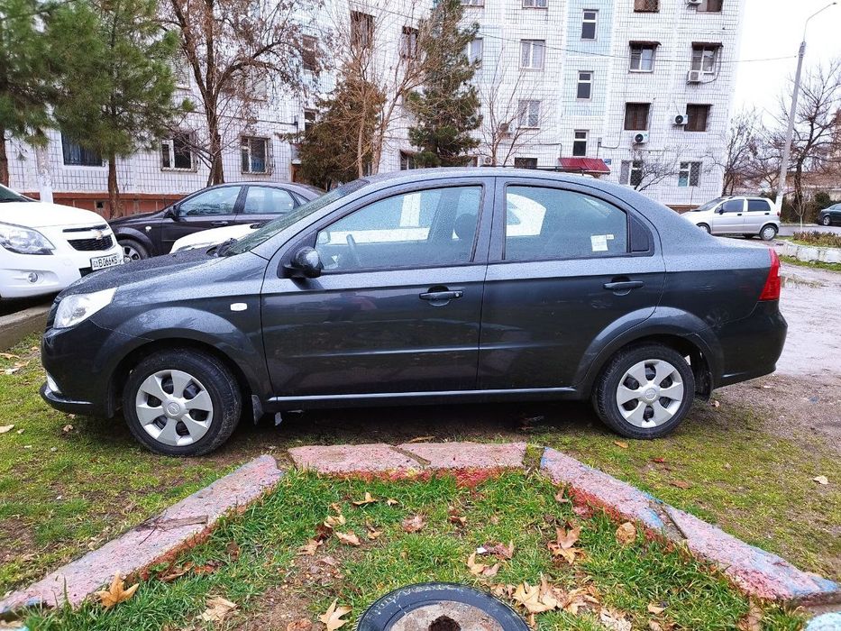 Нексия 3, 2 позиция, не битая, один хозяин