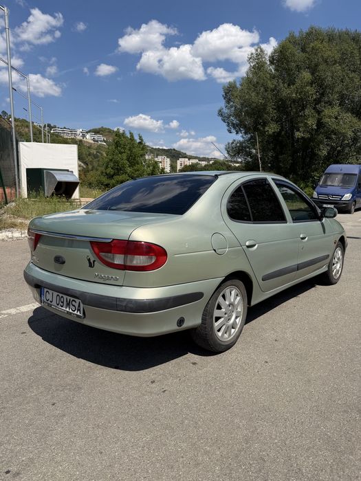 Renault megane 1.6 benzina + gpl