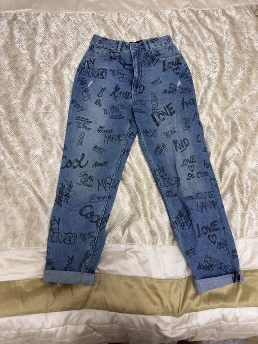 Продаю джинсовый костюм