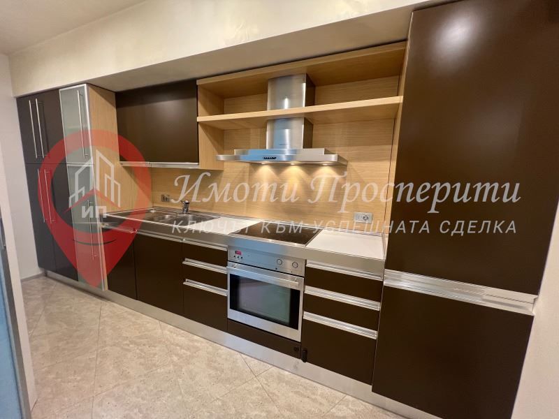 Дава се под наем Тристаен апартамент в София, Витоша - 135 кв.м за 1100 € - Снимка #12