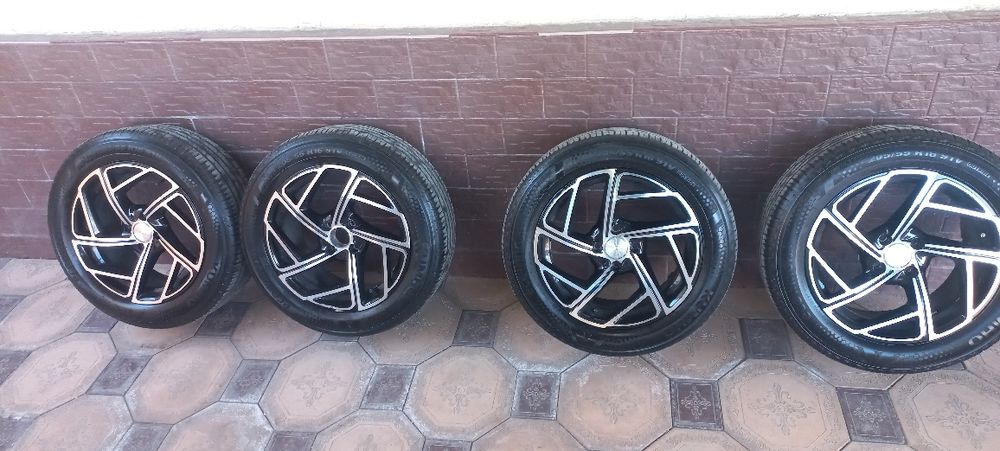 Продам шины с дисками