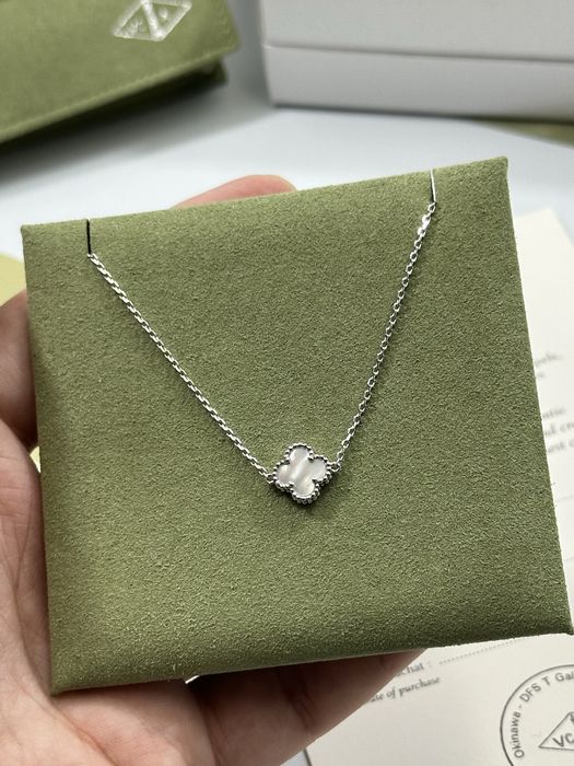Brățară MINI Van Cleef & Arpels White Gold 750 White Pearl