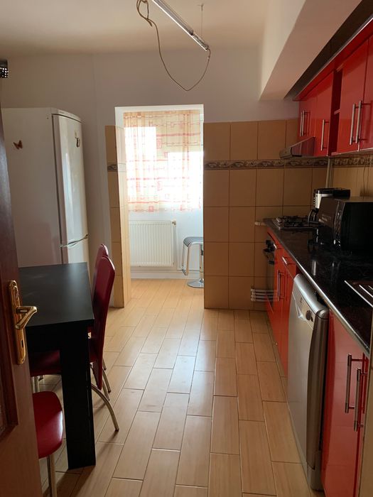 De vanzare Apartament 2 camere – Zonă centrală – Lift nou – Etaj 4/7