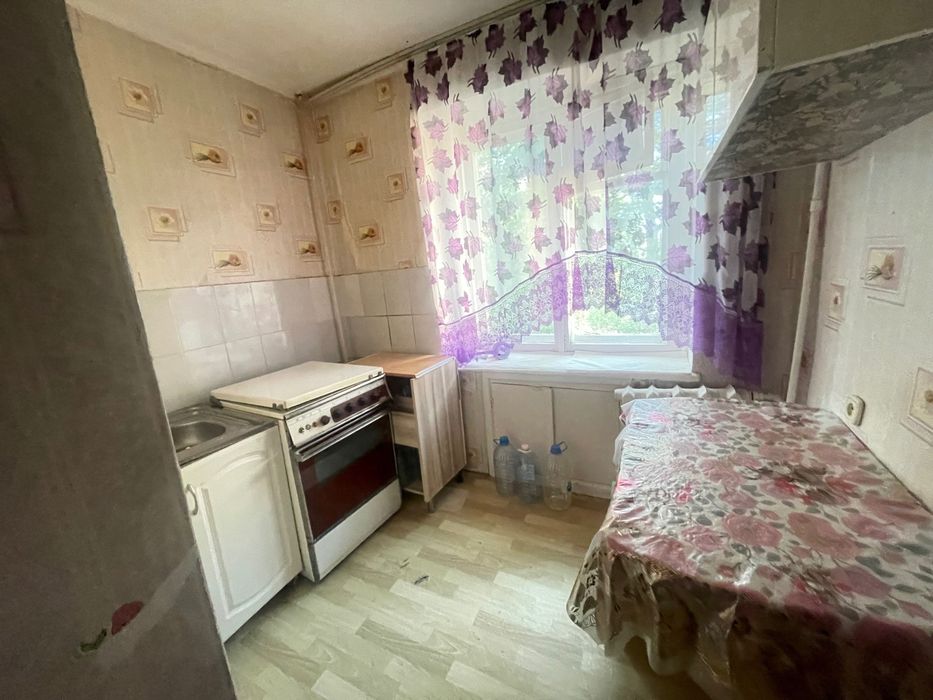 Сдам 2 комнат квартиру