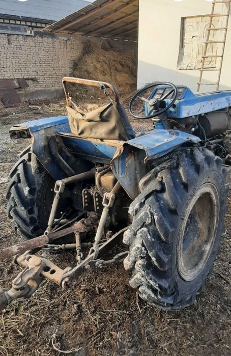 Mini traktor sotiladi