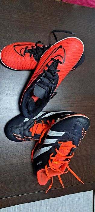 Футболни обувки Nike/Adidas