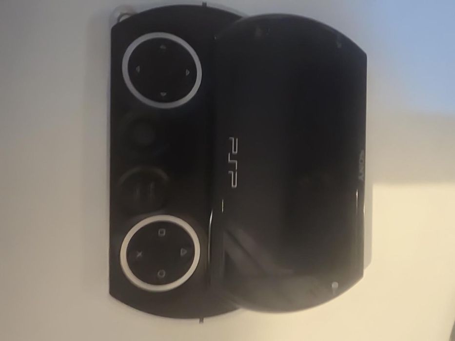 Продам PSP Go (возможен обмен)