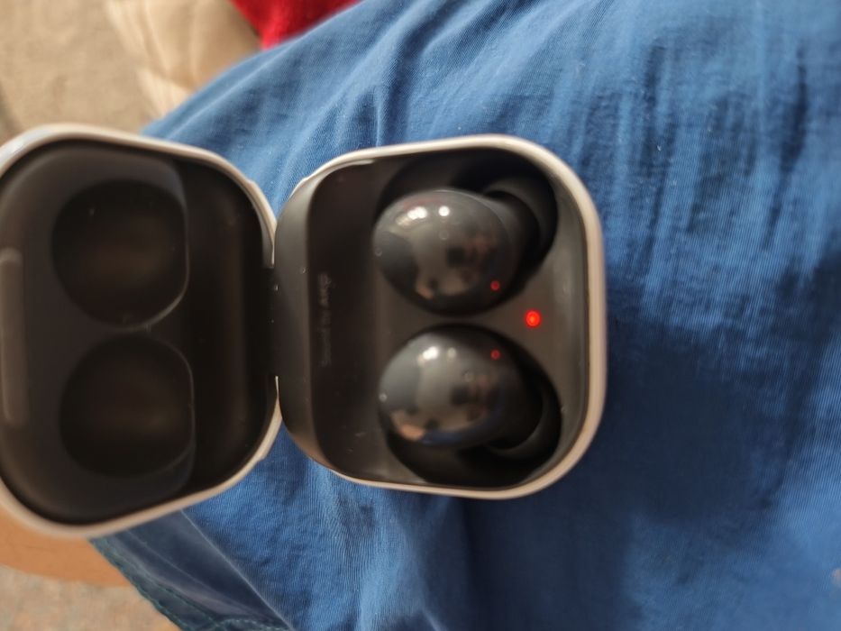 Продам Galaxy buds 2
