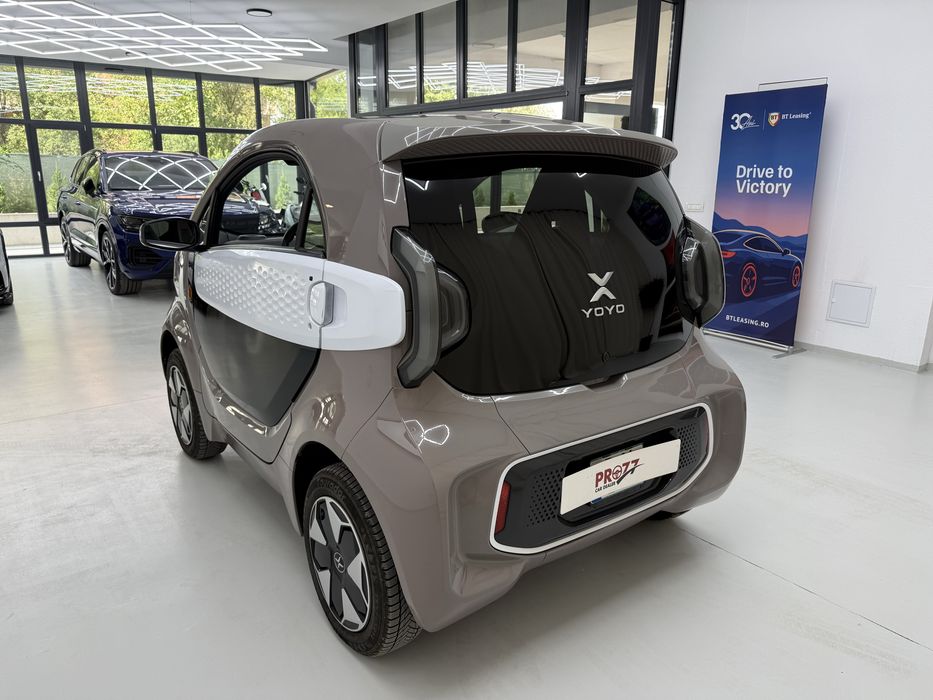 Xev Yoyo masina 16 ani ( permis de conducere b1 )