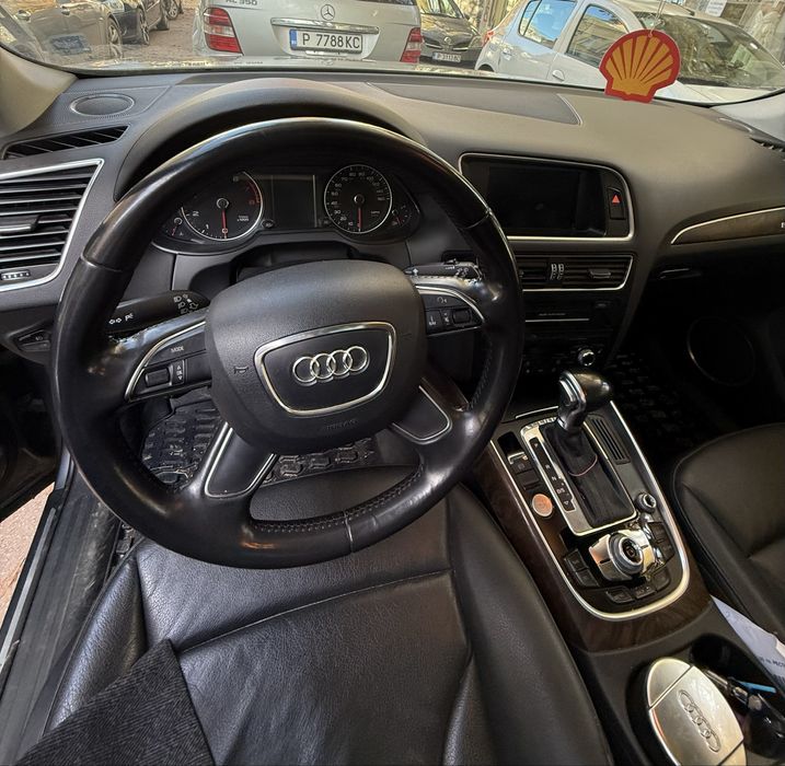 Audi Q5 2013 година