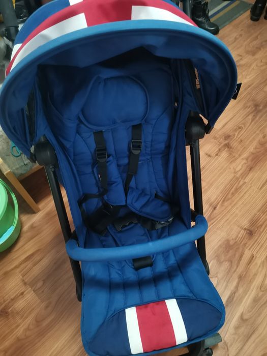 Продам прогулочную коляску фирмы Easywalker