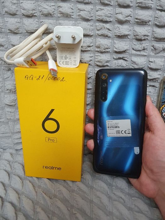 Srochna Sotiladi Realme 6 Pro 8/128GB Original Holati Zo'r Karobka Bor