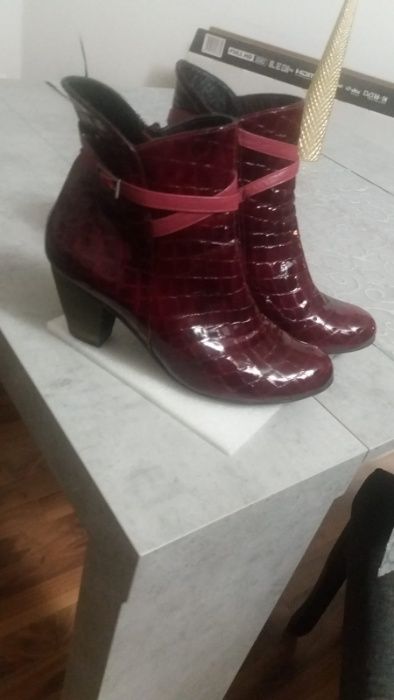 Cizme/Ghete 40/41, de dama, din piele naturala