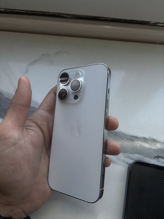 Айфон 14 про 256 гб.