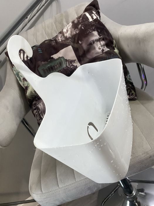 Ведерко с крючком для рассады или мелочей