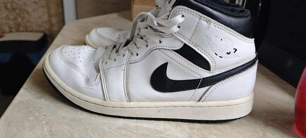 Маратонки Nike 42 номер