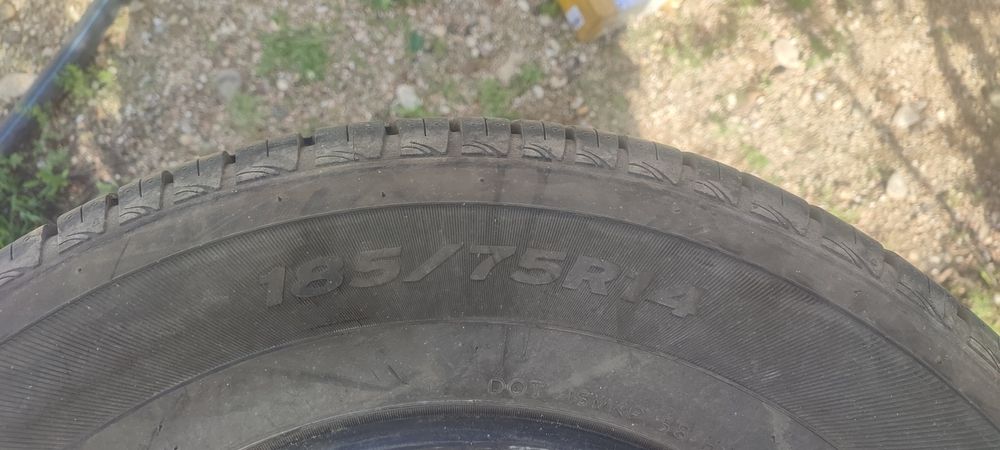 Продается шины срочно