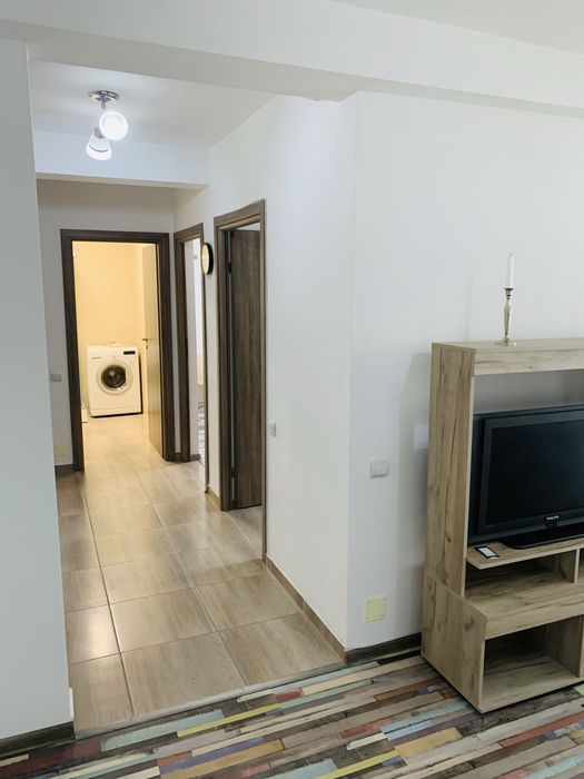 Inchiriez ap. 2 camere Floresti