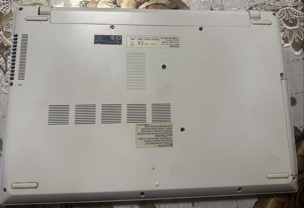 Vând Laptop Toshiba