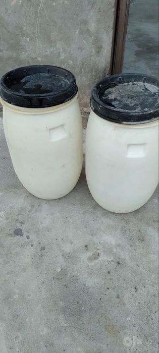 Пластмассовые Бочки 2шт