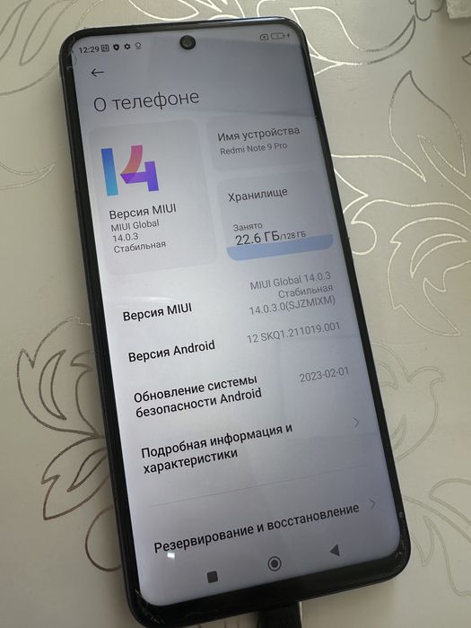 Redmi note 9 pro 128 g  Infinix Smart 8 64 g