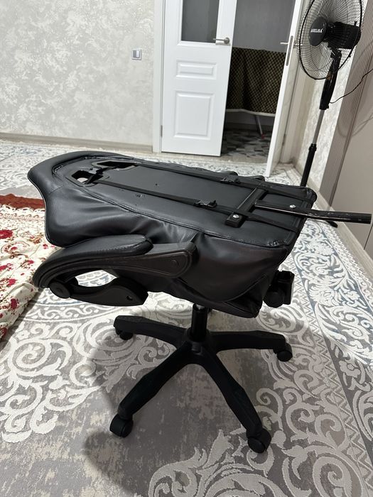 Игровой эргономичный стул